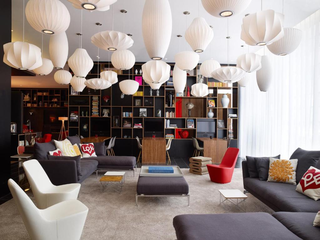 citizenM Southwark Bankside