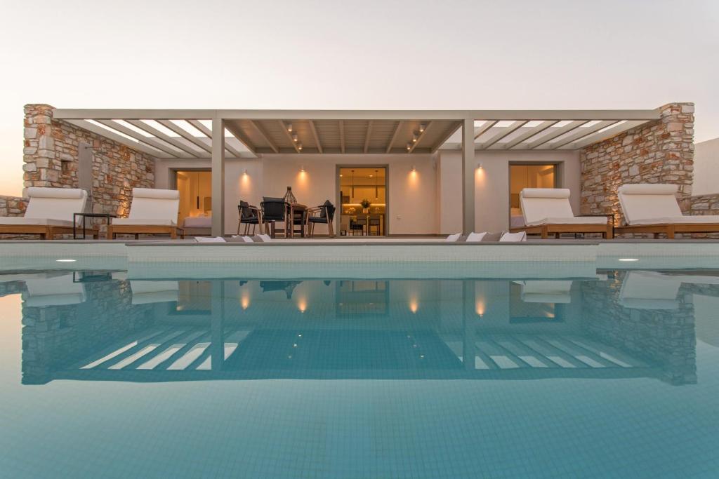 T7 Luxury Villas Paros