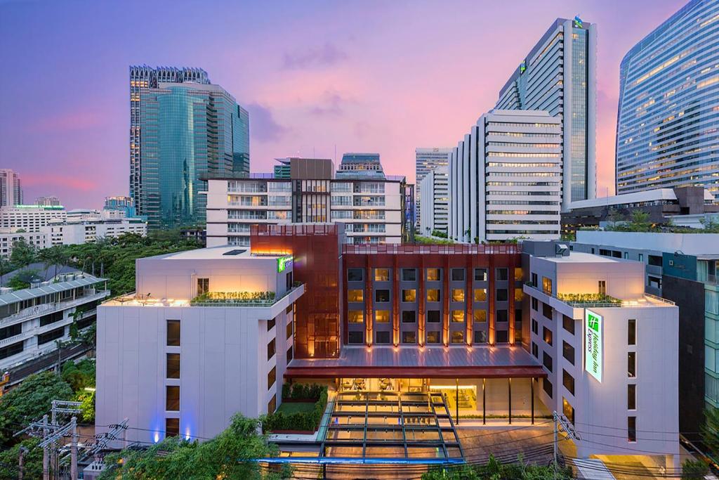 Holiday Inn Express Bangkok Sathorn