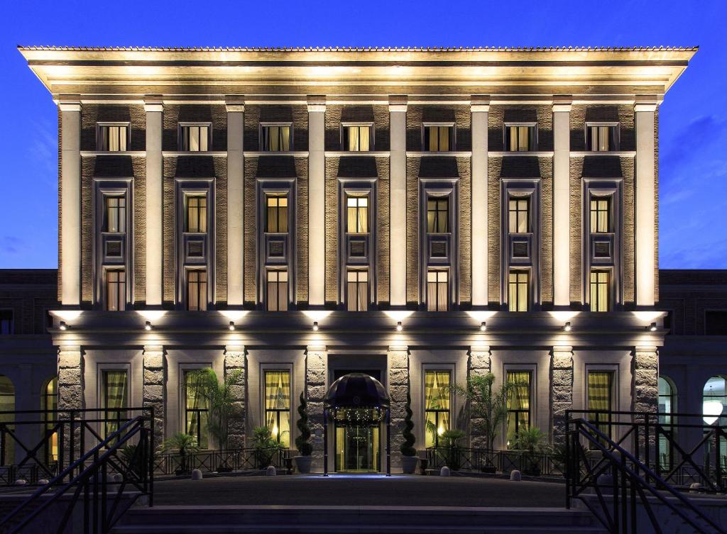 TH Roma - Carpegna Palace Hotel