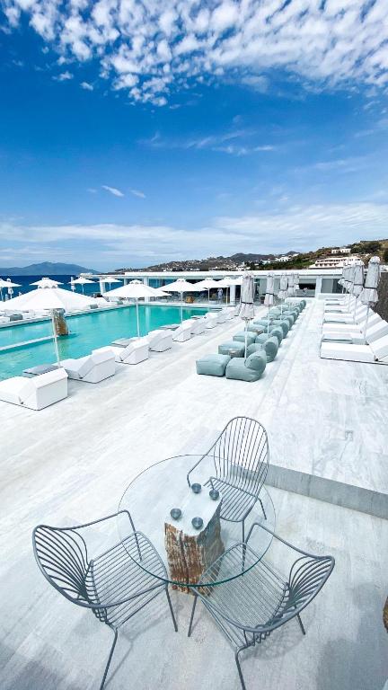 Mykonos Bay Resort & Villas