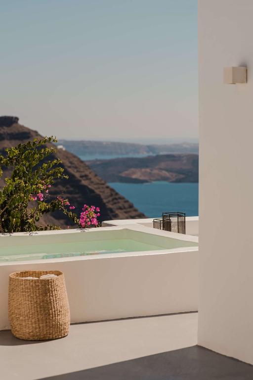 Nobu Hotel Santorini