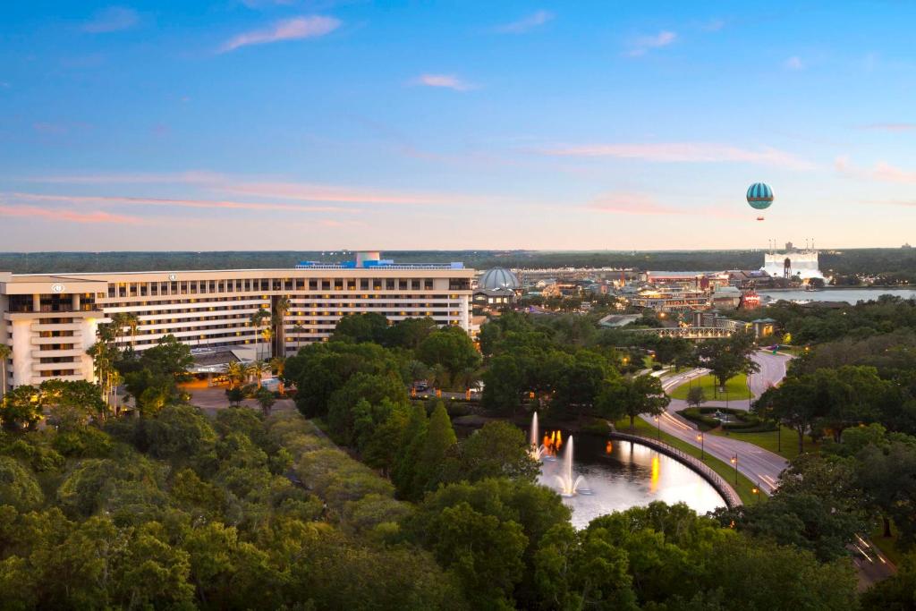 Hilton Orlando Lake Buena Vista - Disney Springs Area